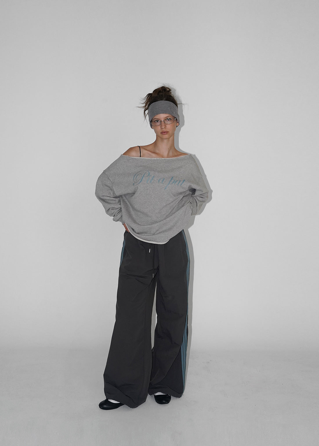 韓國製造 Boat Neck Printed LS Tee / Grey