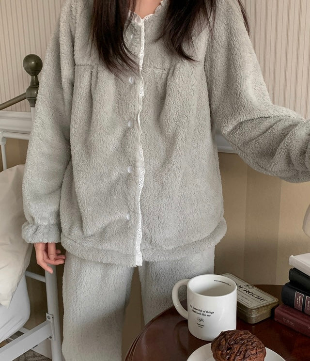 [韓國售出10,000+⭐️] J'eu Fluffy Lace Fleece Pajama Set 5colors