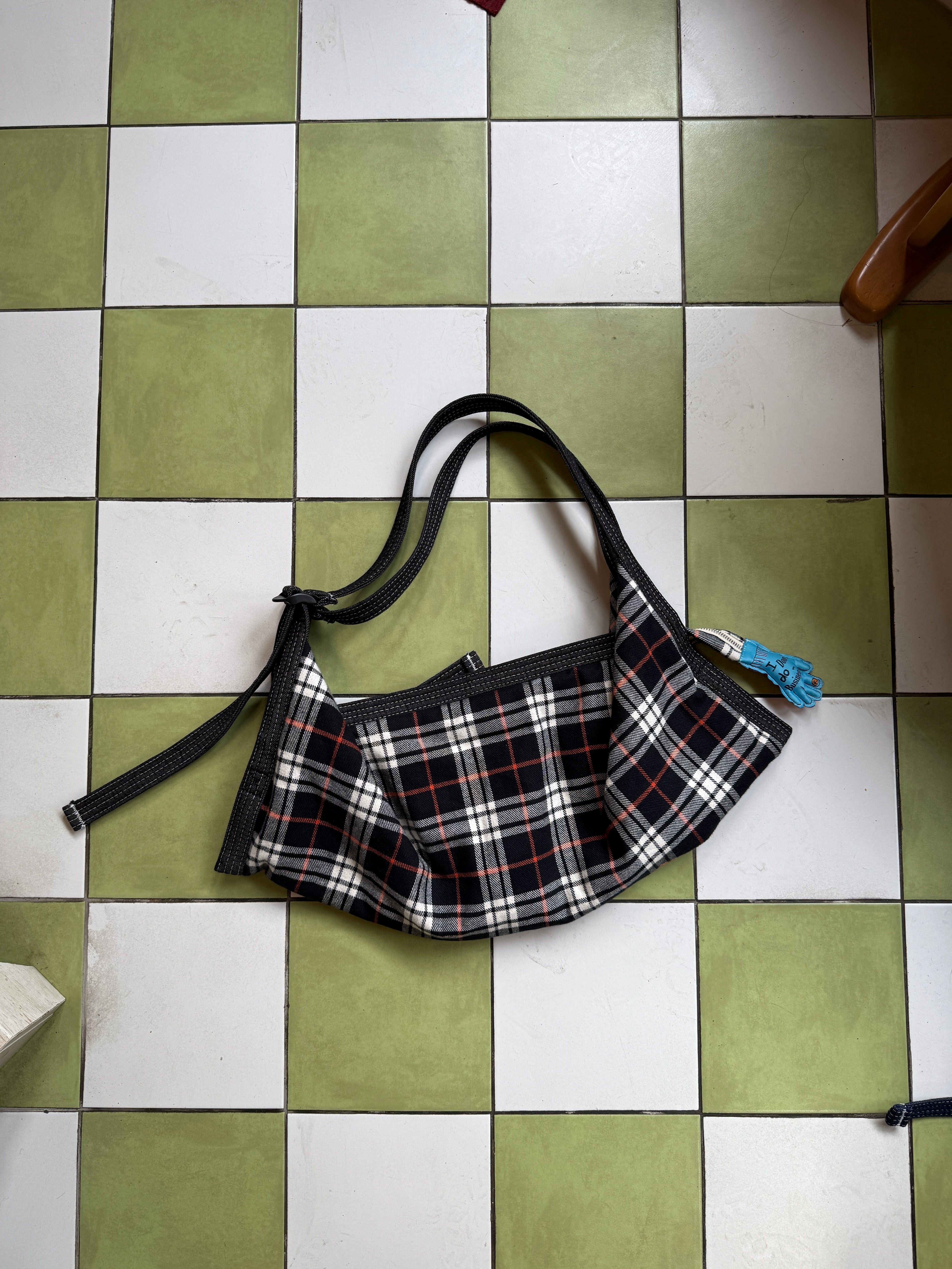 [香港現貨✨] [官方代理] Dachshund Bag - Black Tangerine