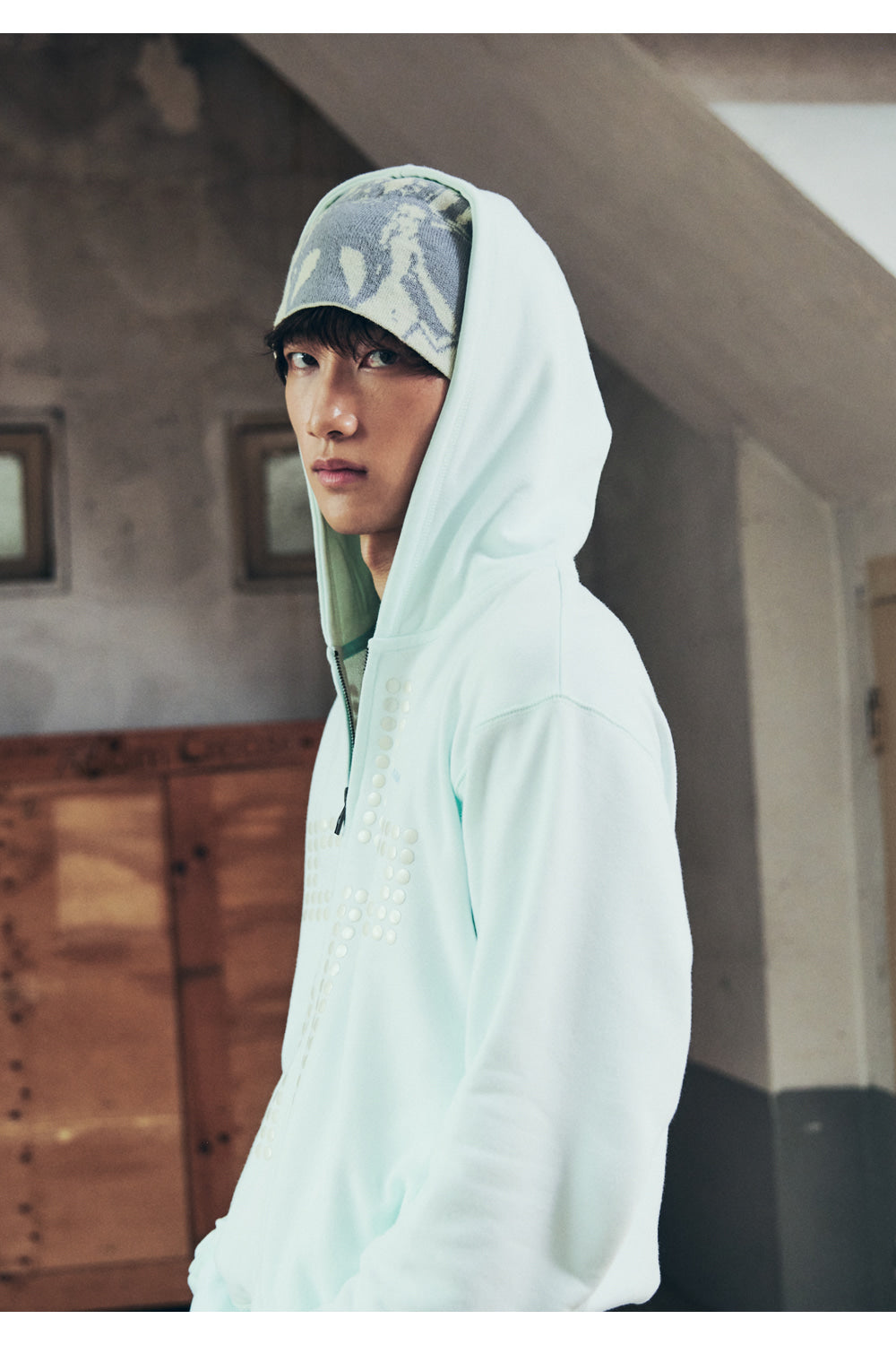 AAKAM Vintage Graphic Jacquard Beanie (White)