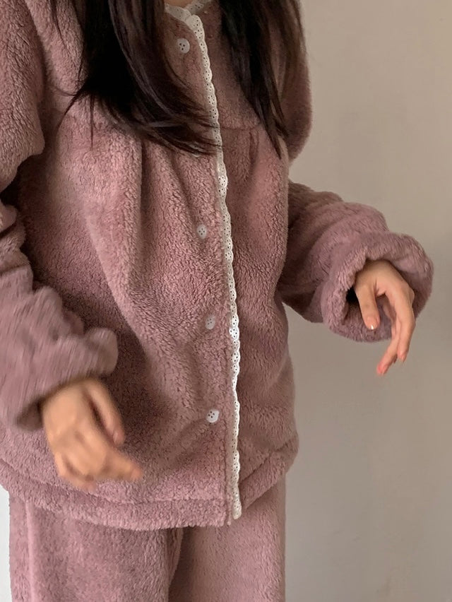 [韓國售出10,000+⭐️] J'eu Fluffy Lace Fleece Pajama Set 5colors