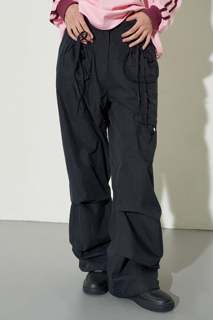 ILLIGO Two-Tuck Pocket Cargo Pants / black