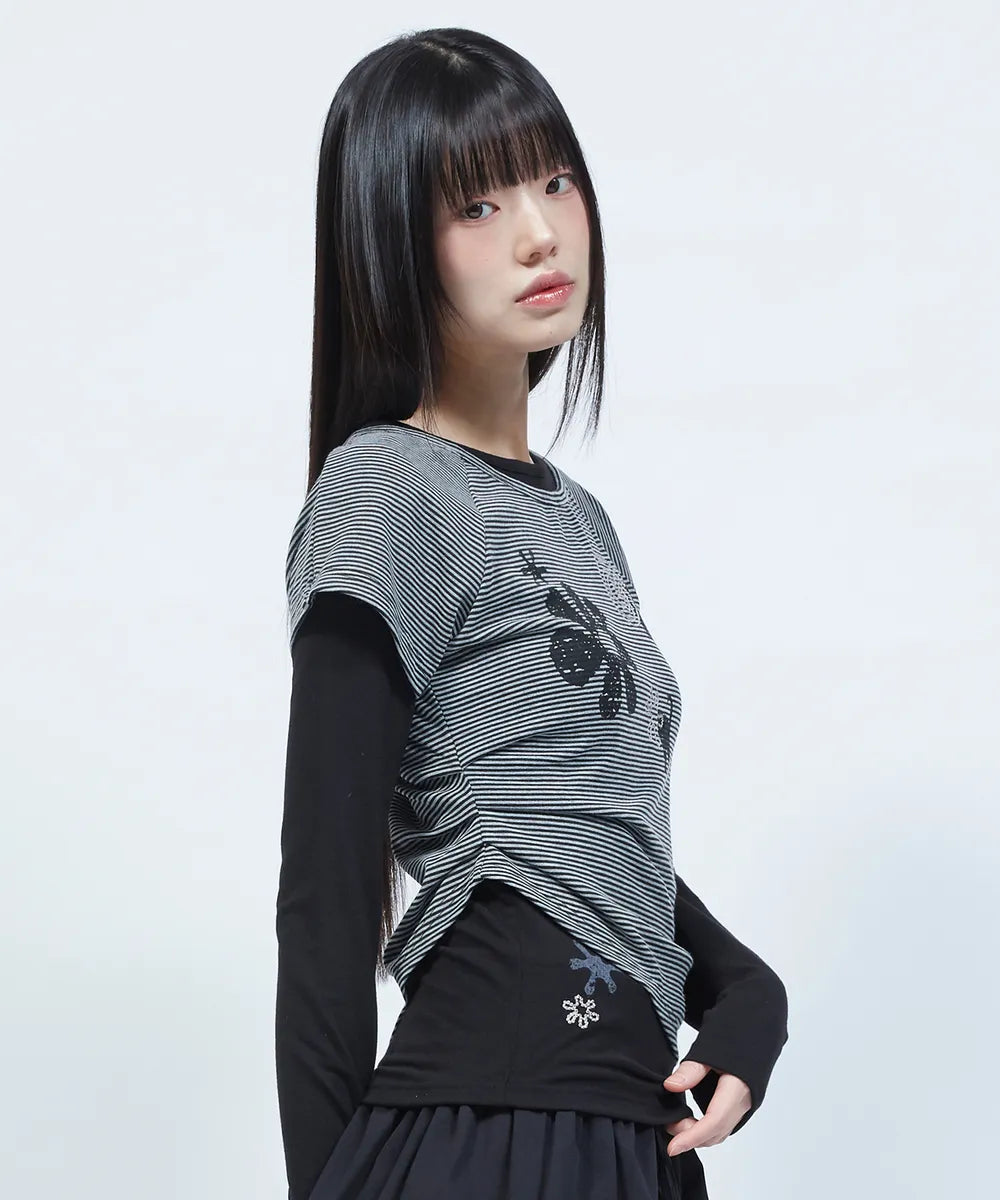 LMR Motif Embroidered Striped Fabric Layered Long-sleeved T-shirt (black)
