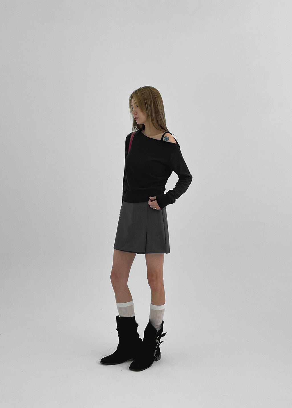 韓國製造 One-Shoulder Knit LS / Black