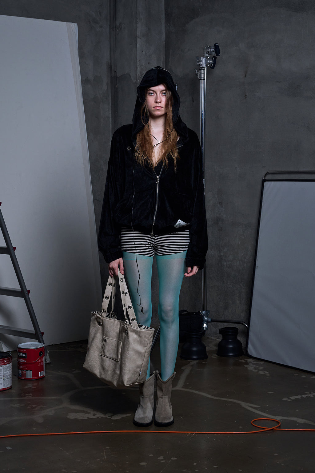 DEPC EYELET LEATHER BAG (VER.2) – KHAKI