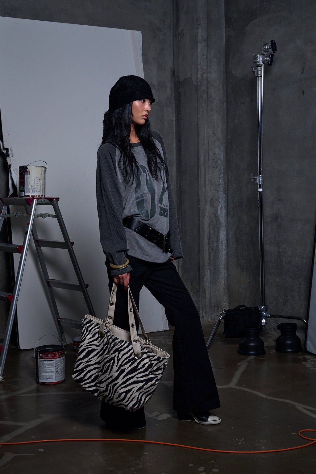 DEPC EYELET LEATHER BAG (VER.2) – KHAKI