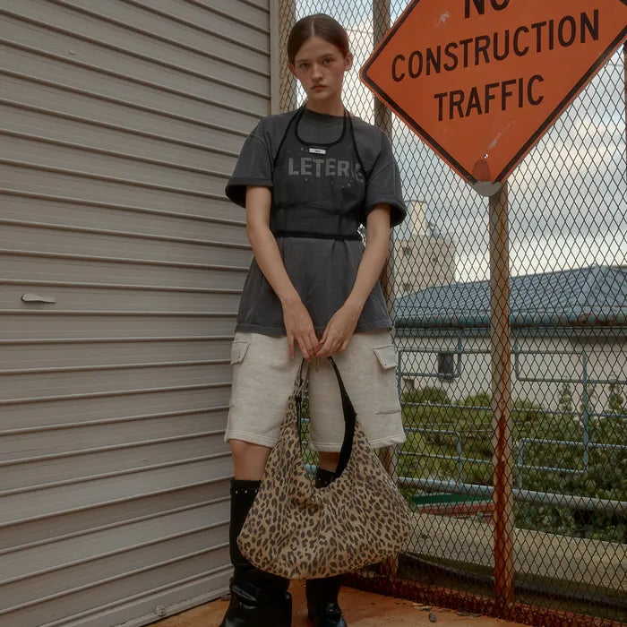 LETERIE SUEDE BUCKLE REVERSIBLE SHOULDER BAG_3COLORS