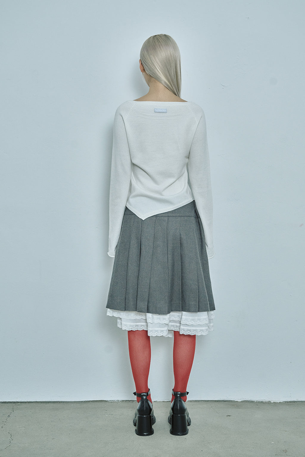 hugyourskin Fallen angel button knit top (White)