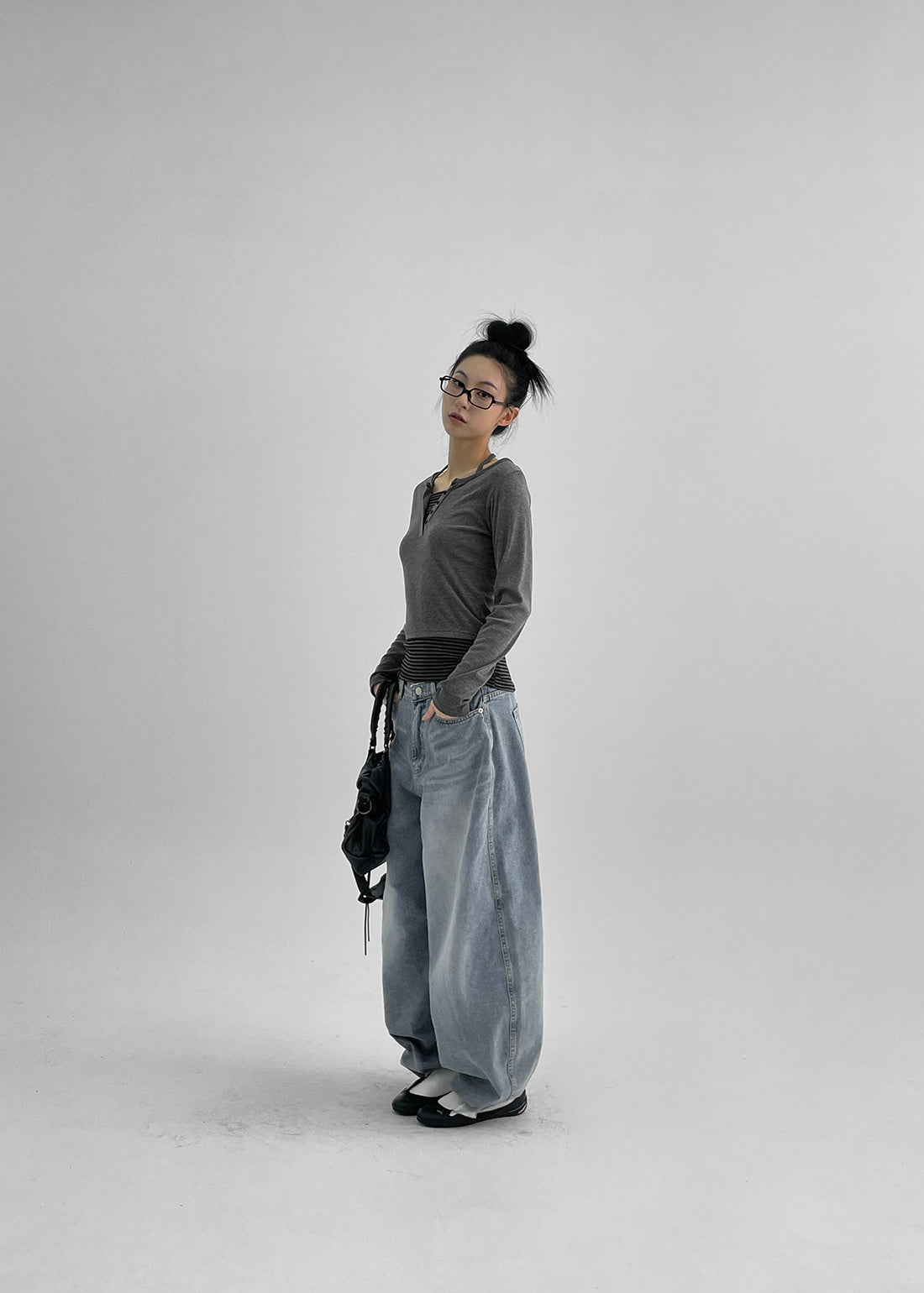 [kr] Vining Layered Stripe Halter Henley Long Sleeve Tee / 2colors