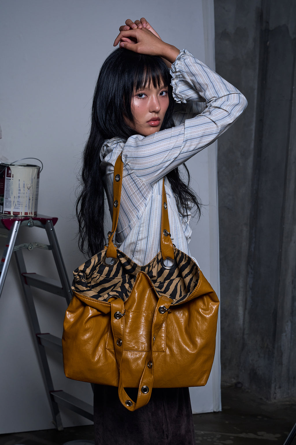 DEPC EYELET LEATHER BAG (VER.2) – CAMEL