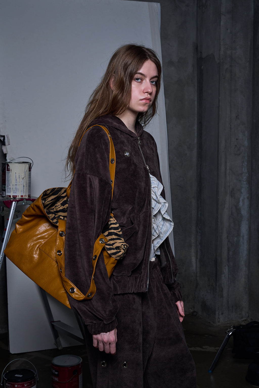 DEPC EYELET LEATHER BAG (VER.2) – CAMEL