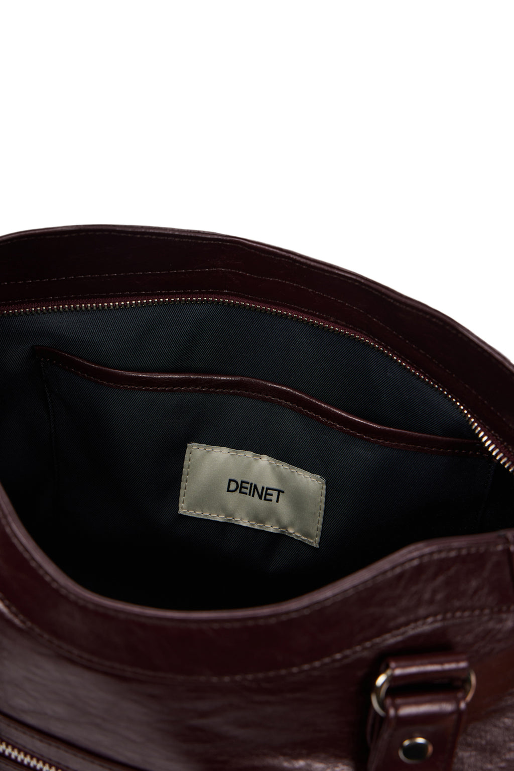 DEINET STUD POCKET BIG BAG IN BURGUNDY