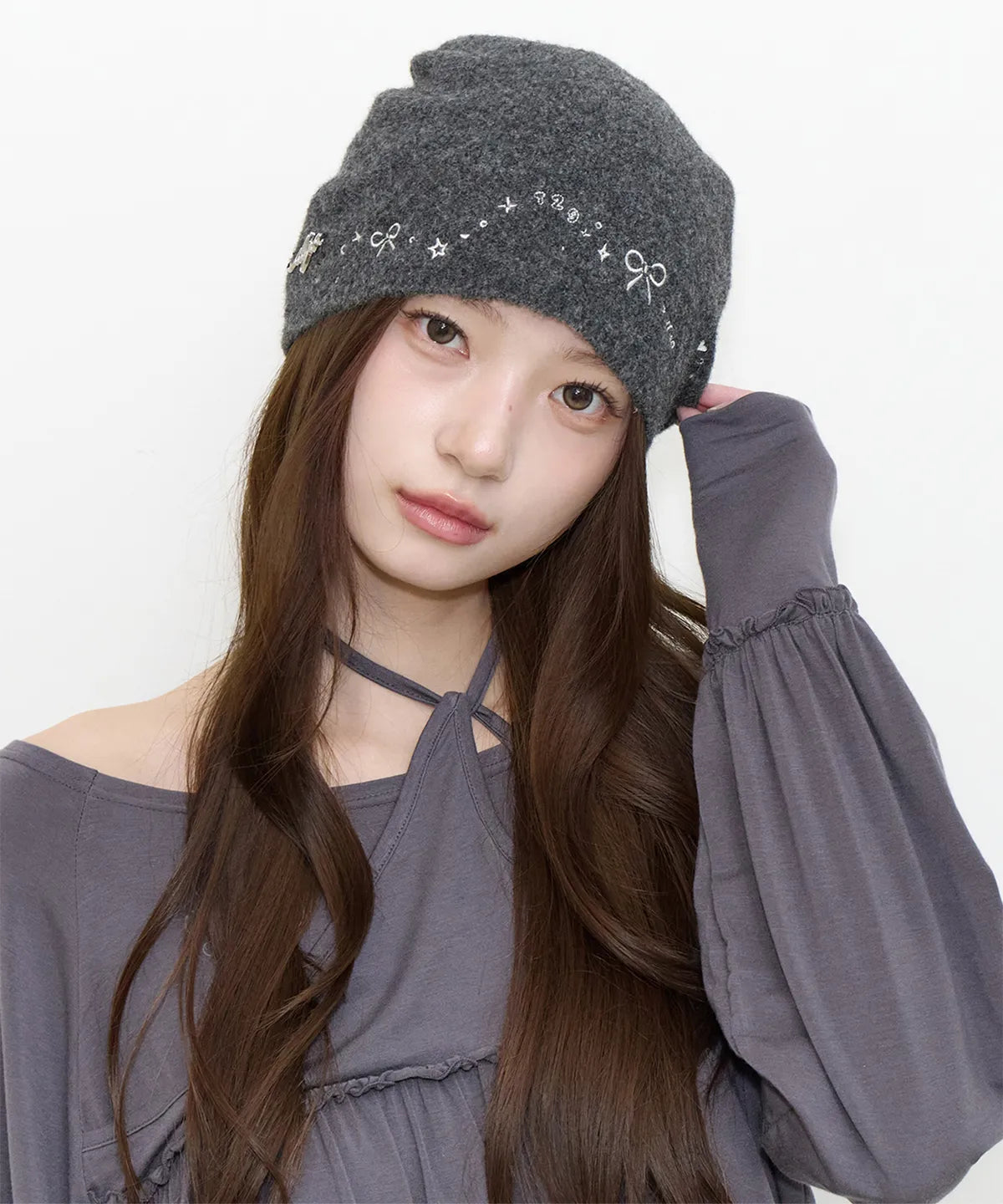 [illigo] DRAWING EMBROIDERY BEANIE_CHARCOAL
