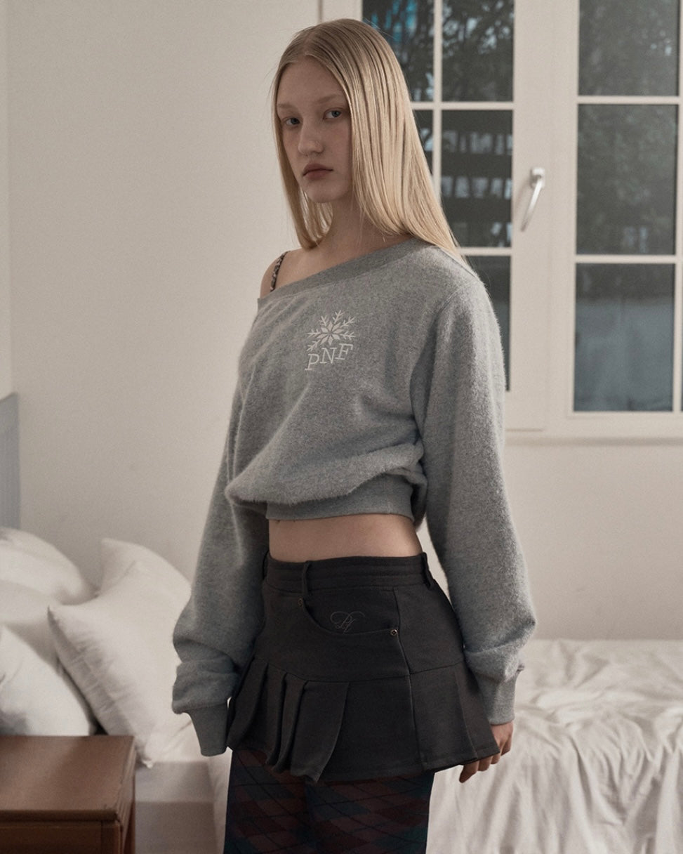 PLEASENOFOLLOW Sue Off - Shoulder Sweatshirt / 4colors