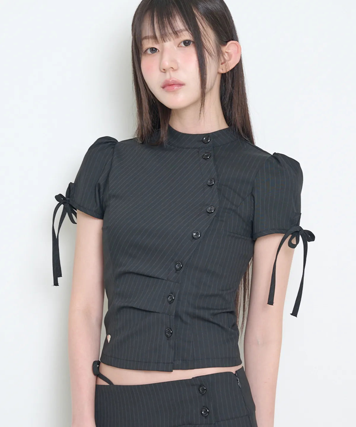 [illigo] BUTTON COLLAR TOP_BLACK
