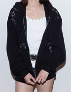 [시안同款🎀] Polysooem ORNAMENT STUDDED HOODIE_ONZI_EDITION / BLACK