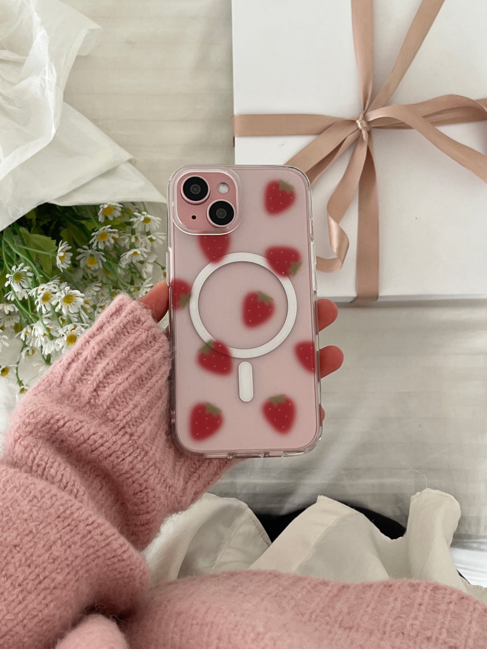 cloud strawberry [magsafe jell-hard case]