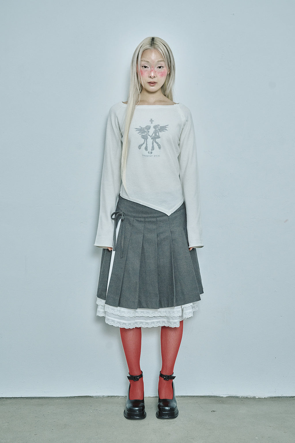hugyourskin Fallen angel button knit top (White)