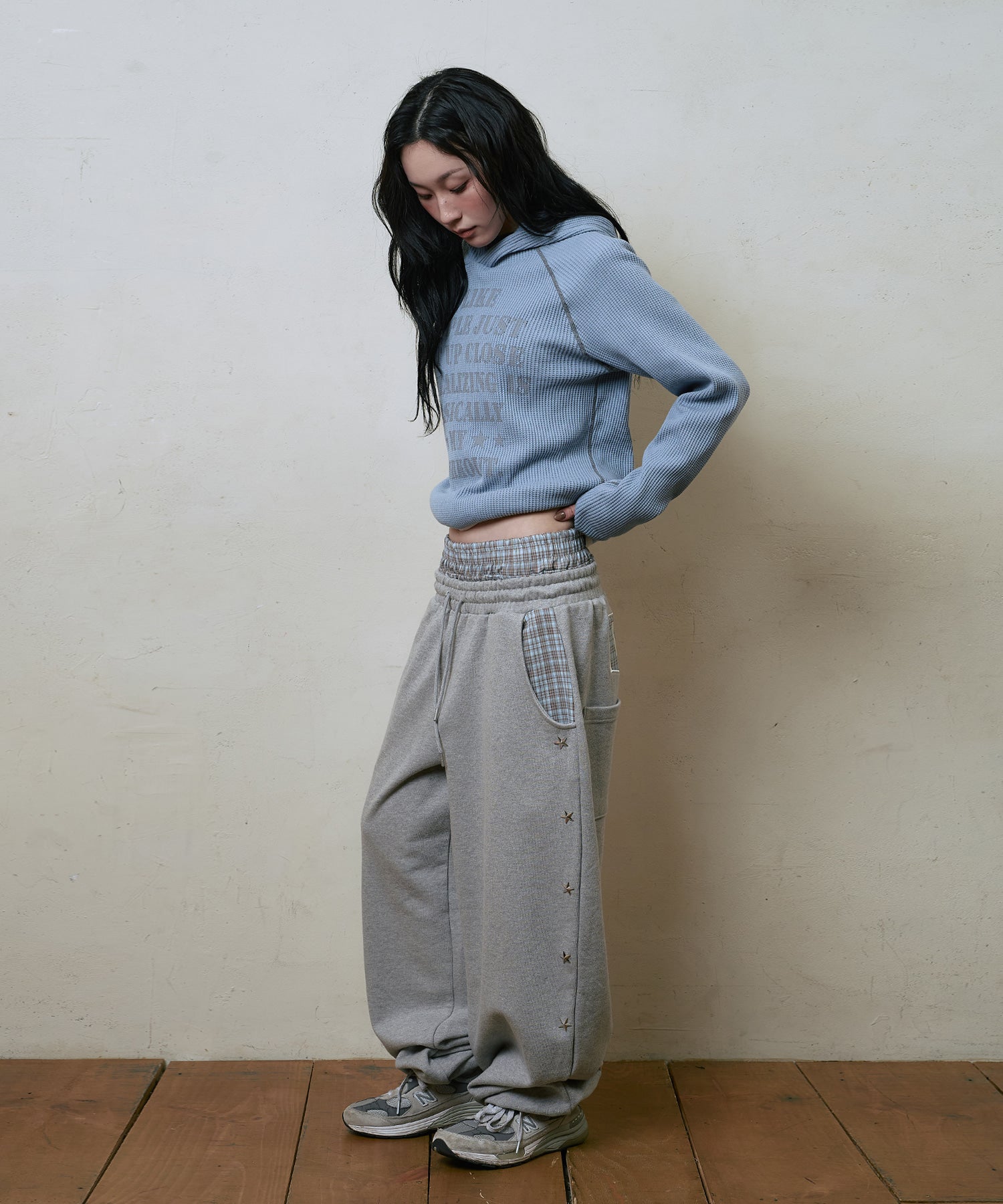 LSC LAYERED STAR STUD WIDE SWEAT PANT (GRAY)