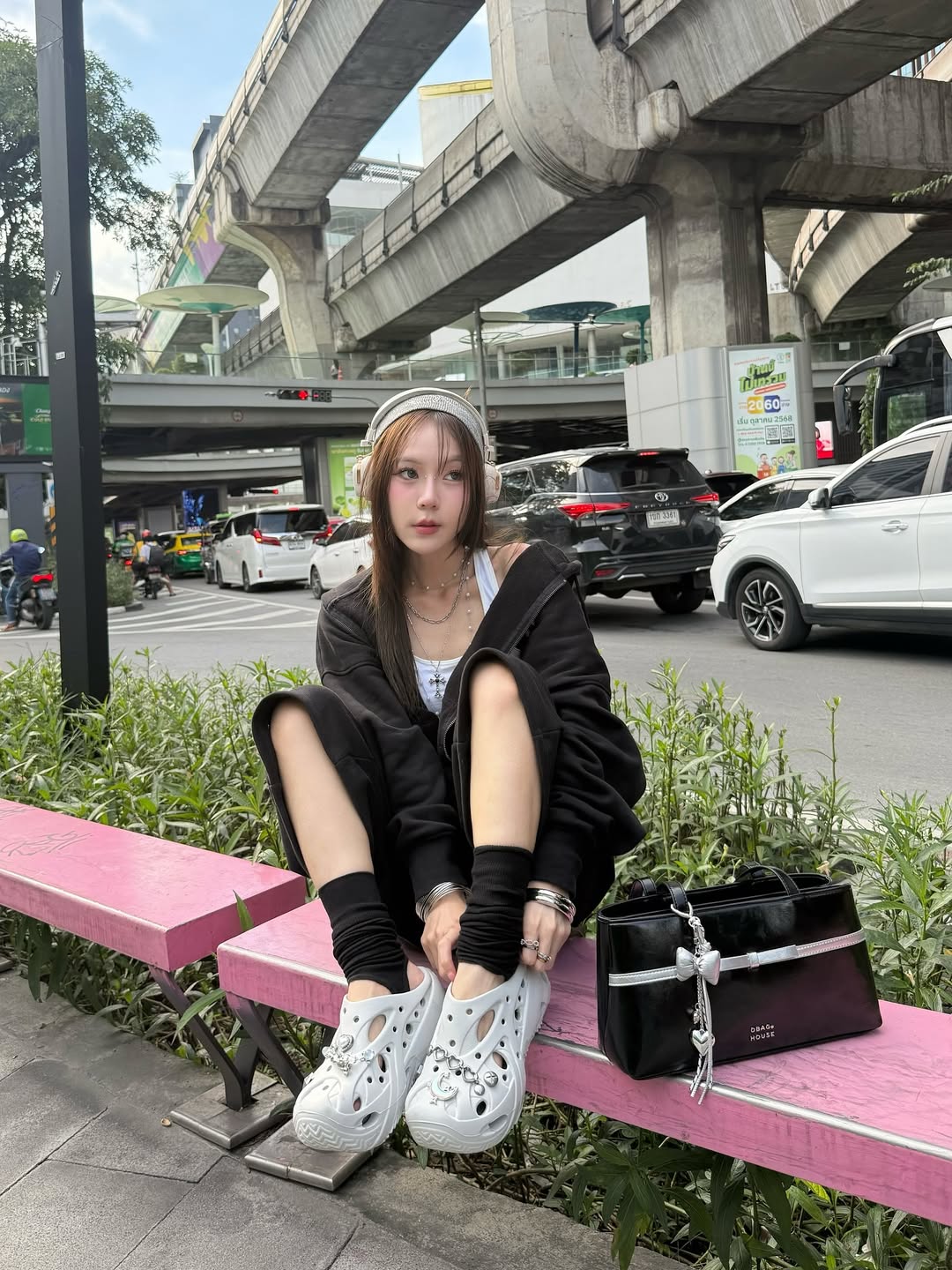 [香港現貨✨] [獨家代理🎀] Daisy Muse Ballerina Shoulder Bag - Midnight Black