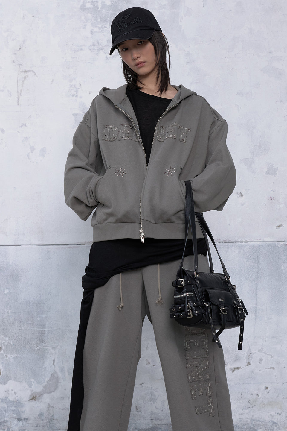 [DEINET] BELTED POCKET MINI SHOULDER BAG IN BLACK