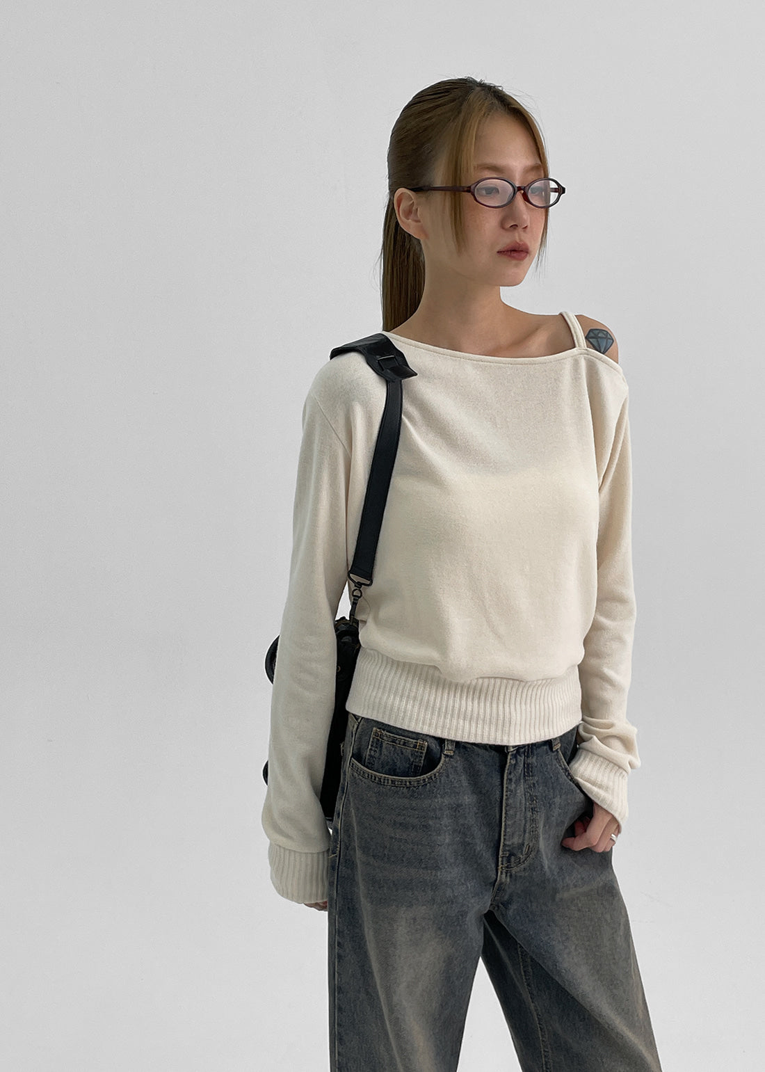 韓國製造 One-Shoulder Knit LS / Cream