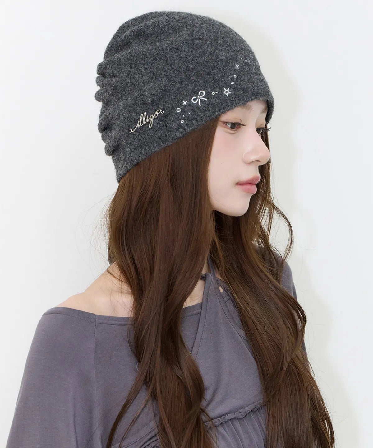 [illigo] DRAWING EMBROIDERY BEANIE_CHARCOAL