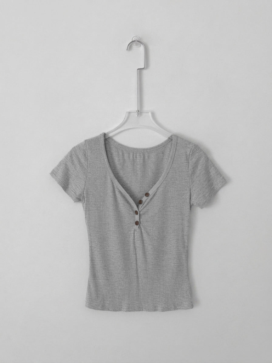 Foman Button Collar V-Neck Short Sleeve T-Shirt (4 Colors)
