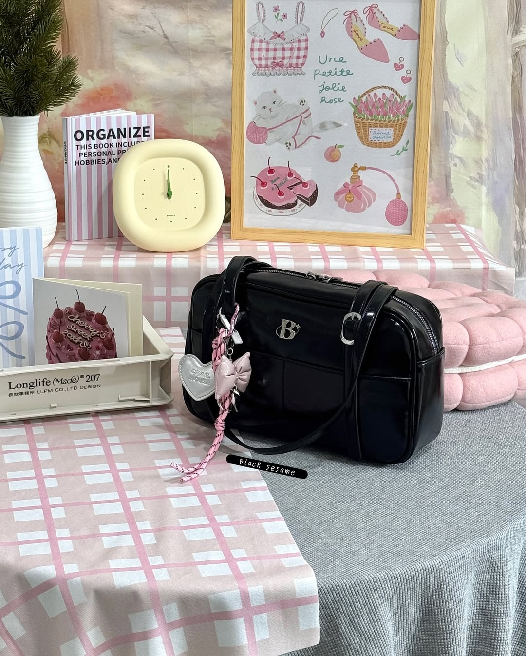 [香港現貨✨] [獨家代理🎀] The Babette Bread Shoulder Bag / Black Seasame