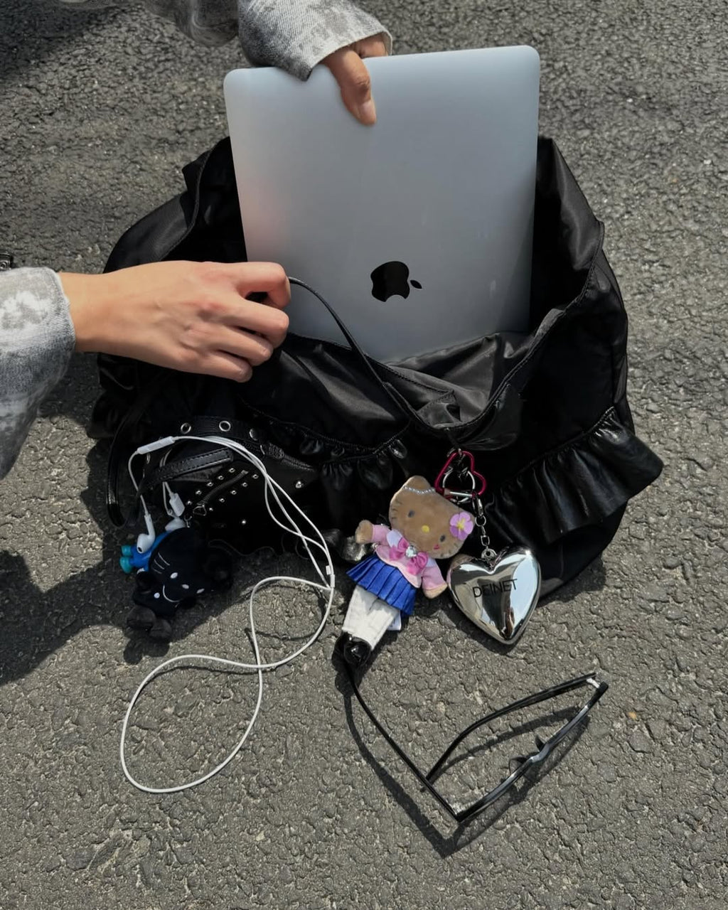 POCKET FRILL BIG BAG / 2COLORS