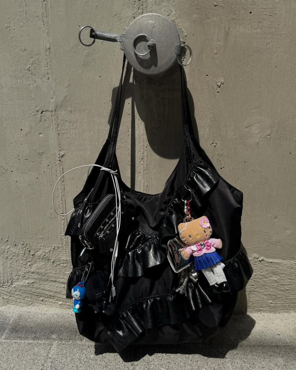 POCKET FRILL BIG BAG / 2COLORS