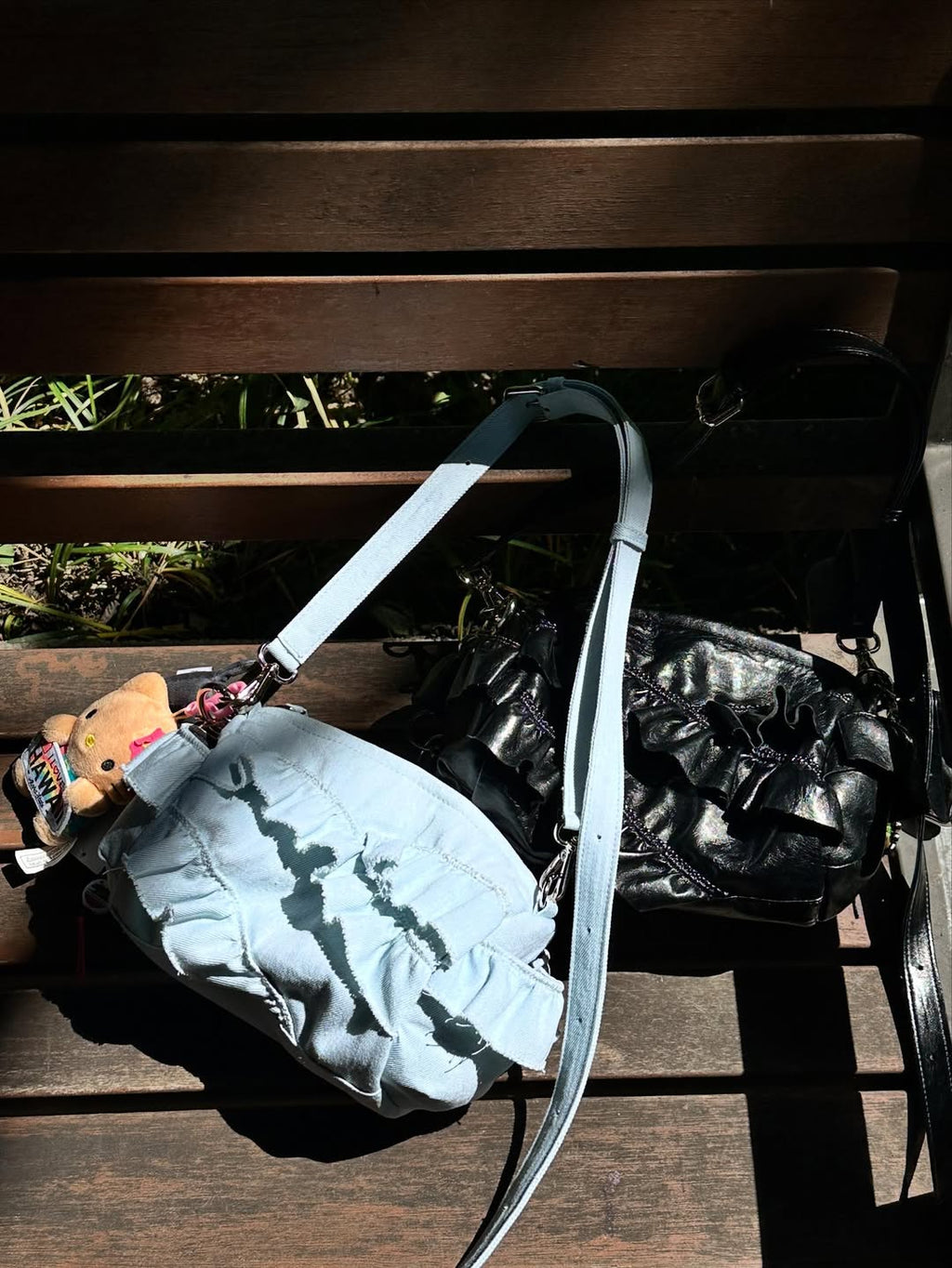 POCKET MINI FRILL BAG / 2COLORS