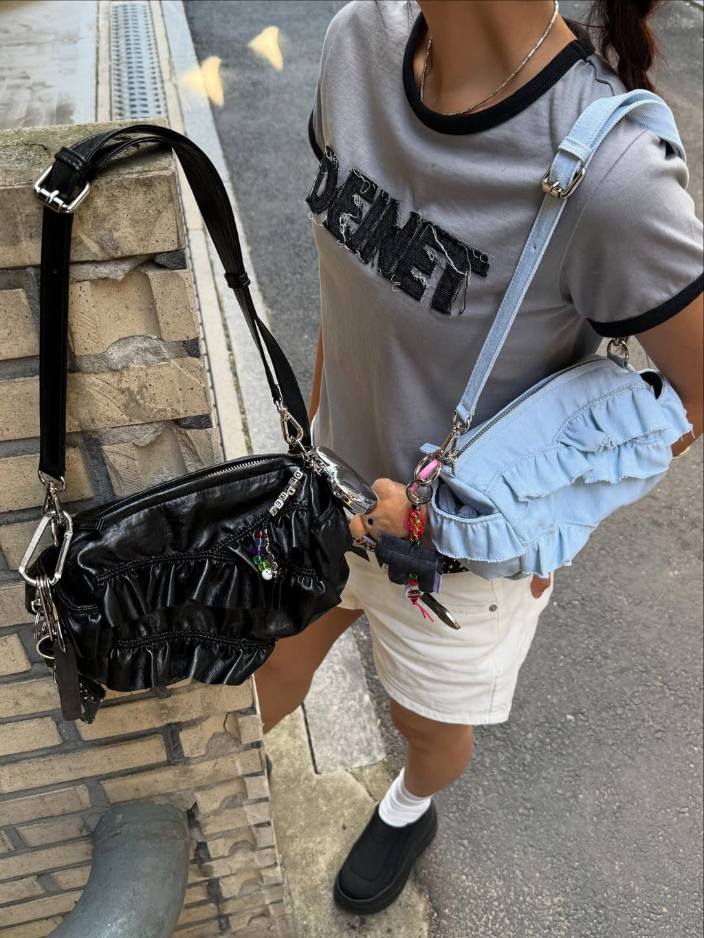 POCKET MINI FRILL BAG / 2COLORS