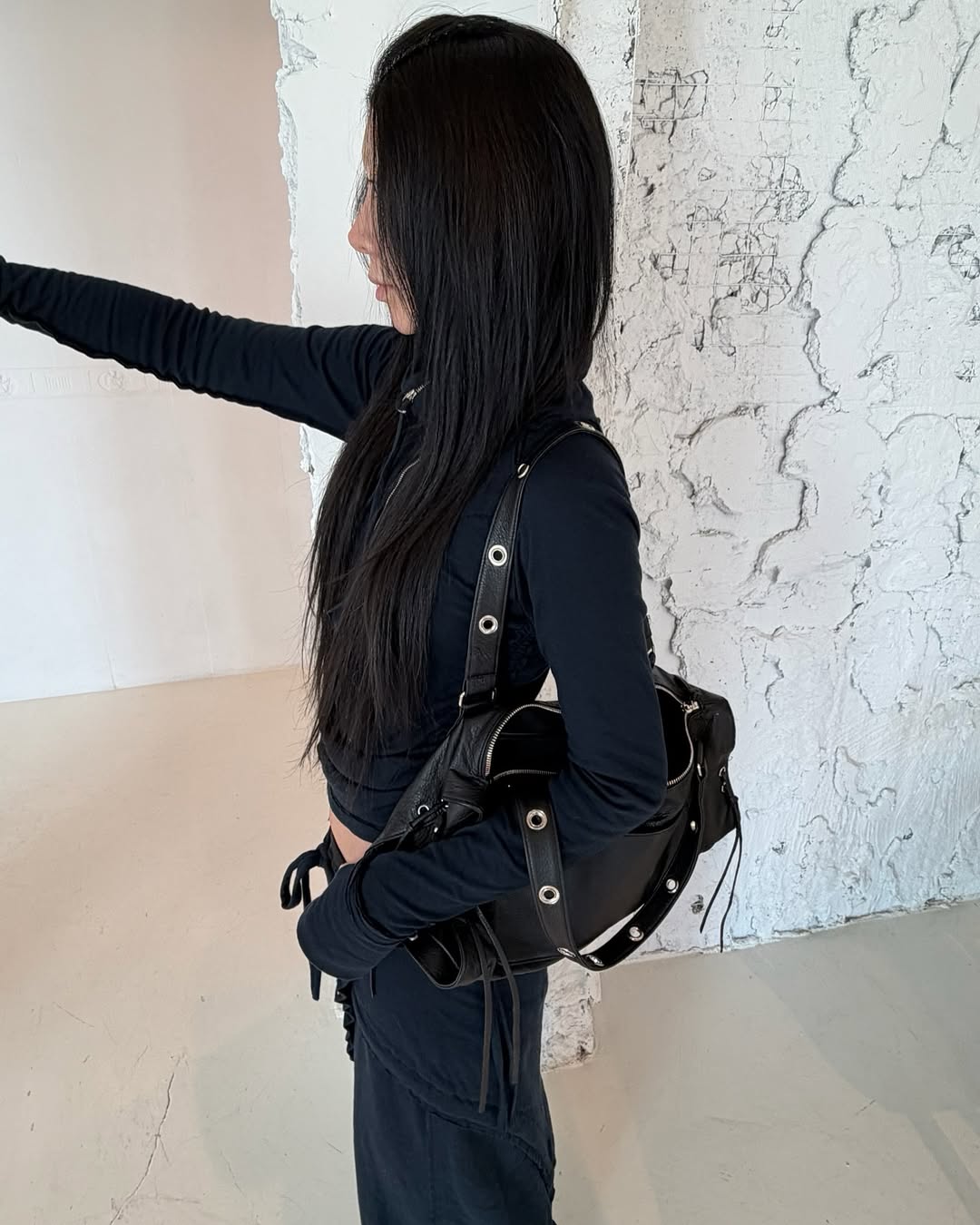 DEPC EYELET LEATHER BAG (VER.3) - BLACK