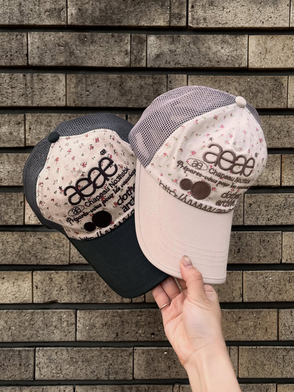 [AEAE] WEB LOGO FLOWER MESH CAP_2 COLORS