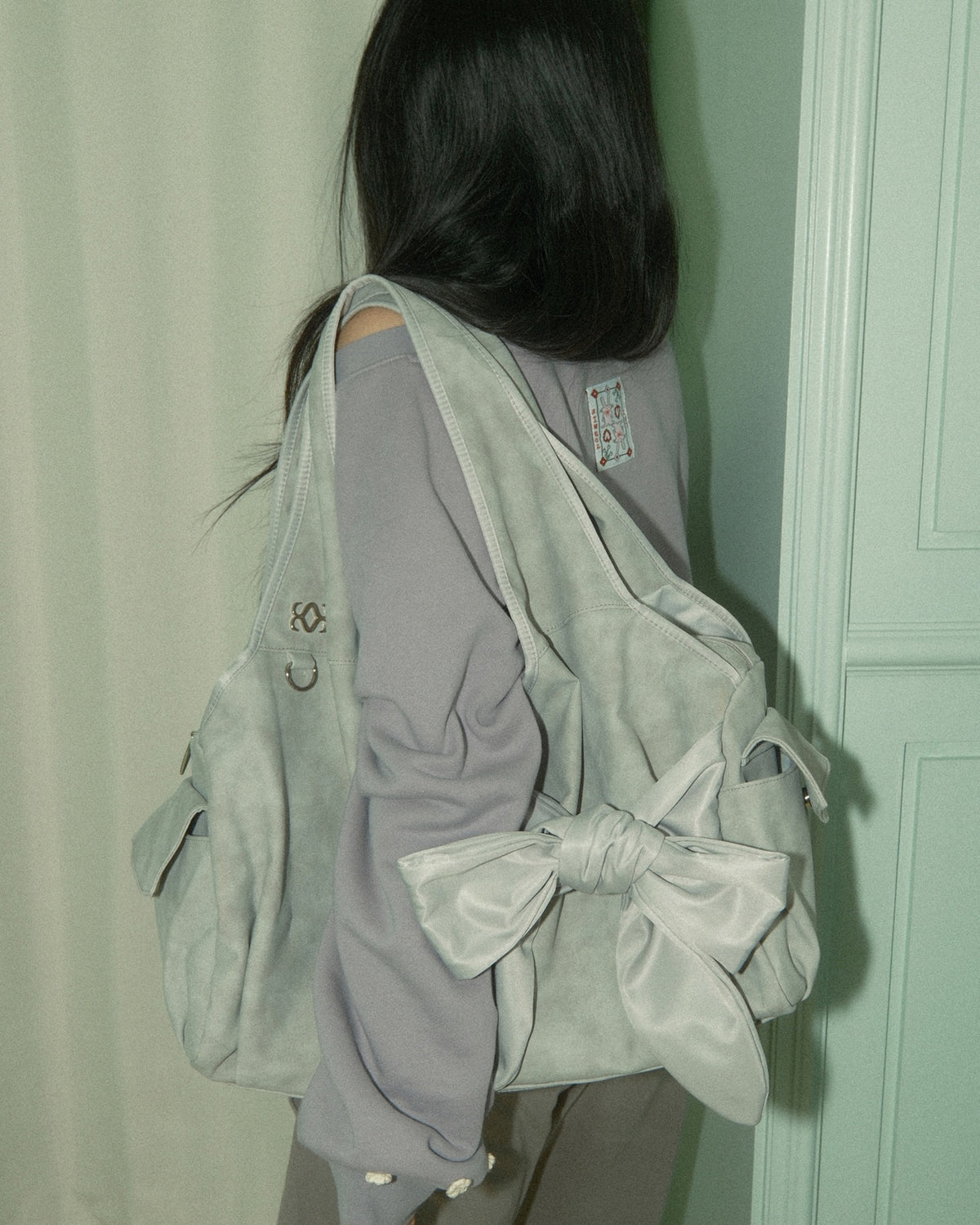 [dttm.club x siweol 獨家限定團購] Bow Shoulder Bag - Nubuck Light Grey