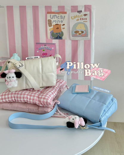 [BIG SALE] 現貨 The Fluffy Pillow Bag - Baby Blue