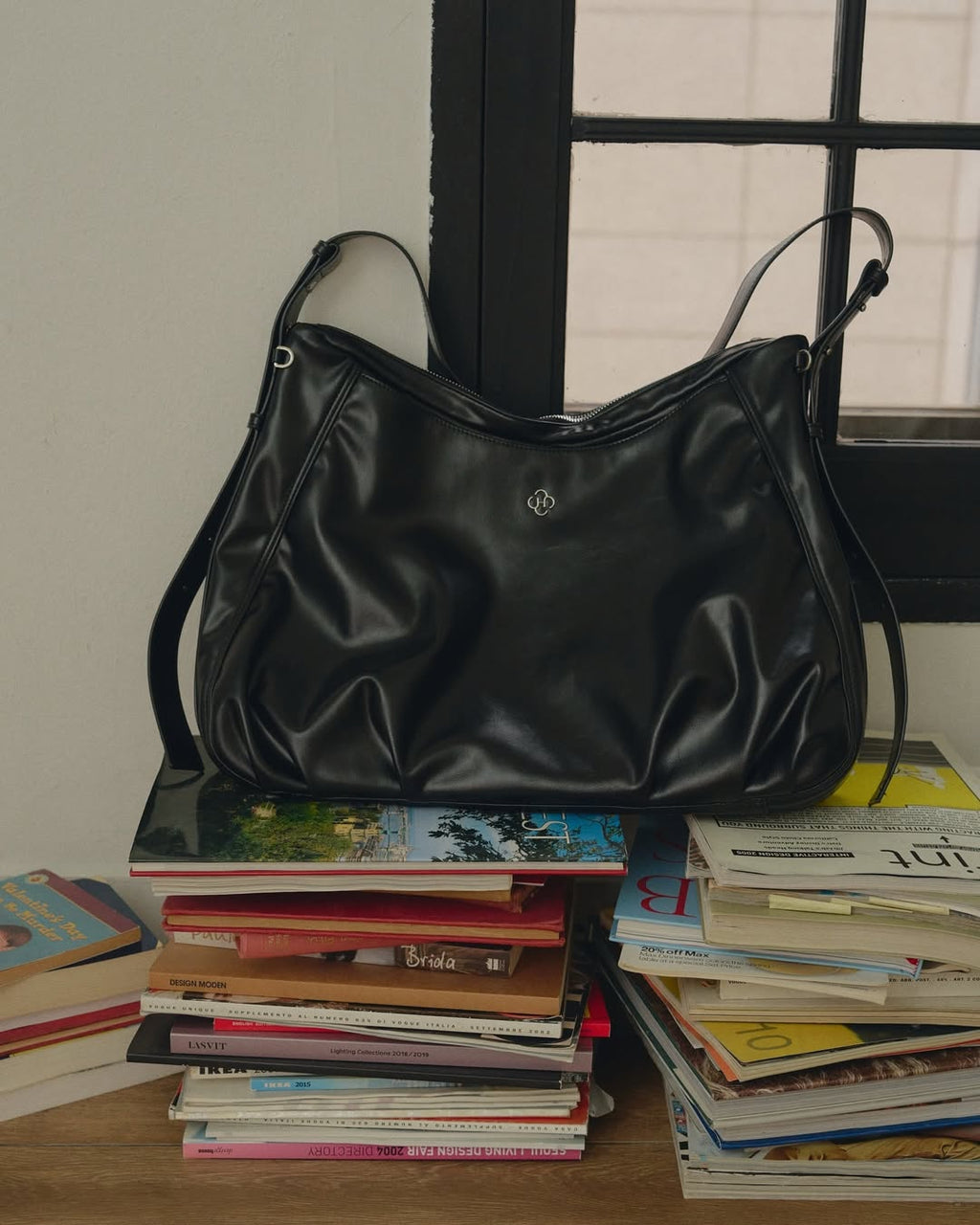 Heeari Goody 9-pocket Big Bag / Black