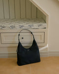 Heeari Ivy Nylon Shoulder Bag / Black