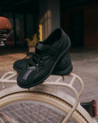 OTZ ROMARY LACE-UP SNEAKERS / BLACK