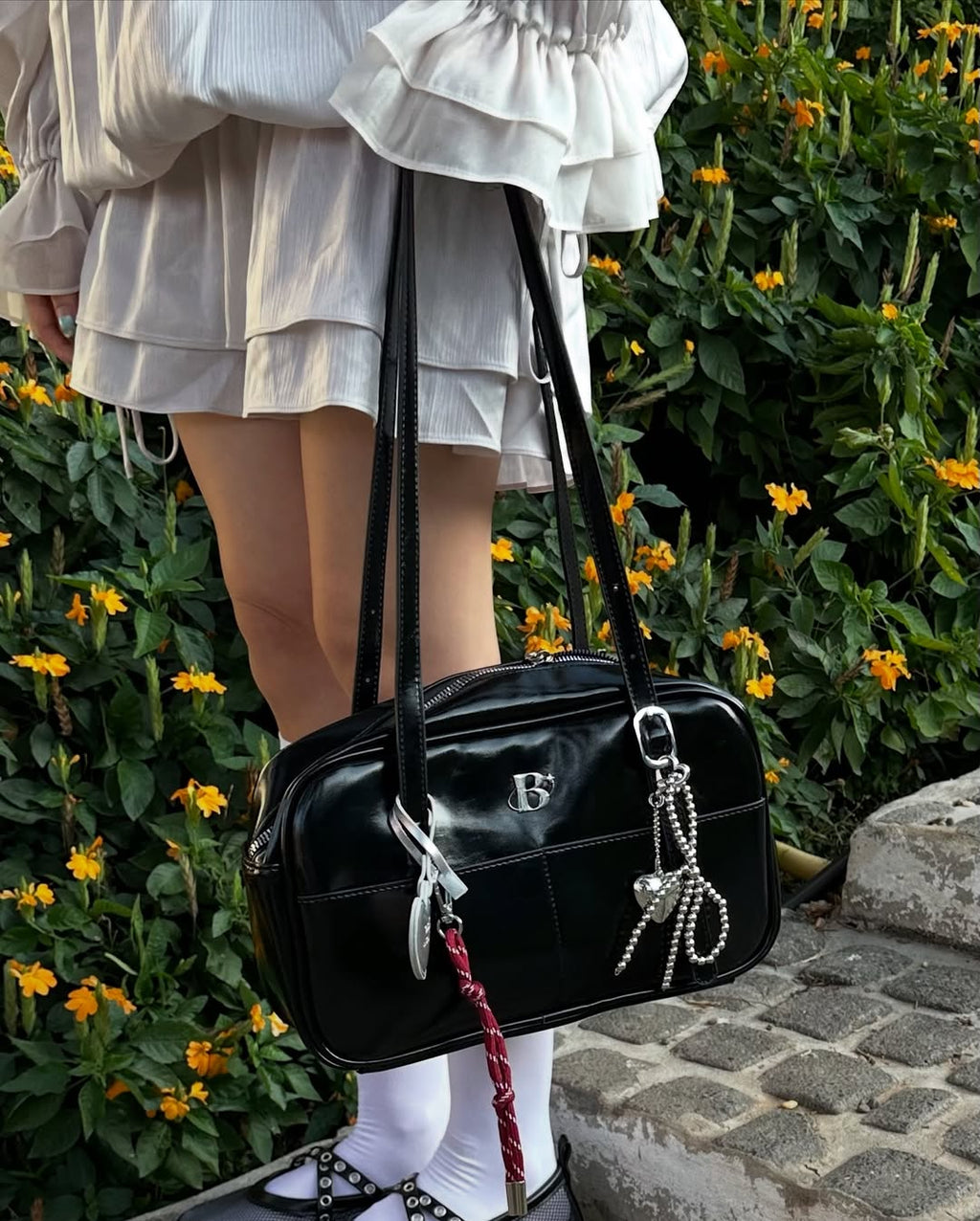 [香港現貨✨] [獨家代理🎀] The Babette Bread Shoulder Bag / Black Seasame