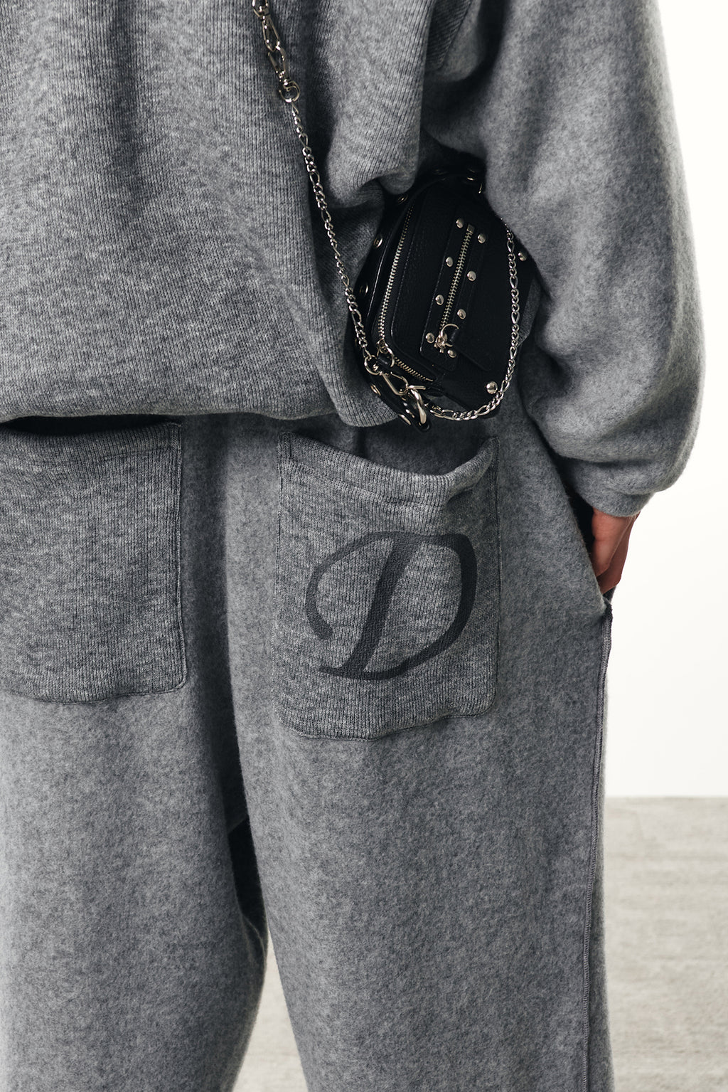 SMOOTH D LOGO KNIT PANTS & SWEATSHIRTS / 3COLORS