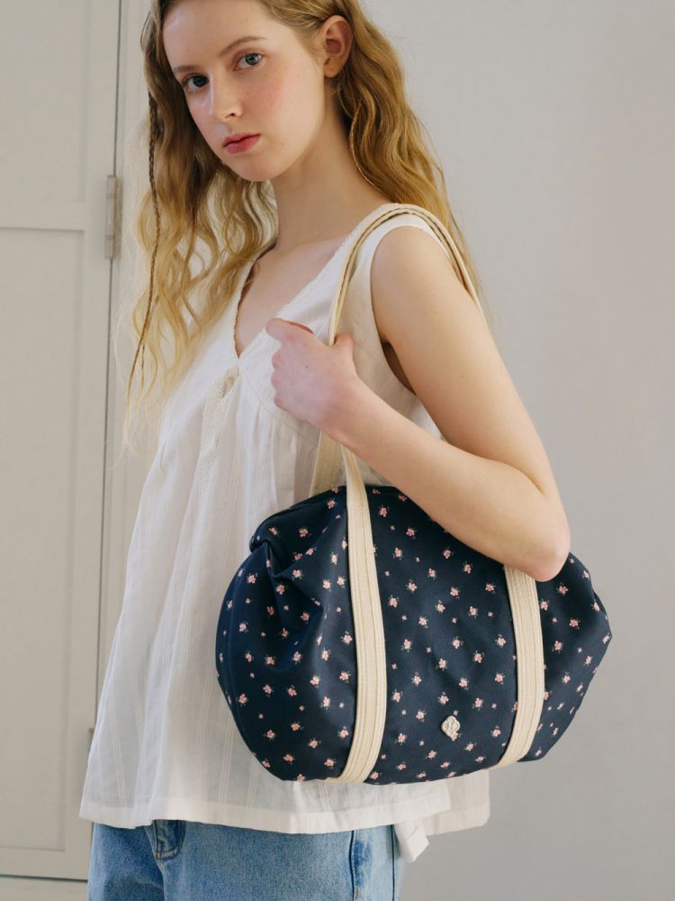 Heeari Aurora Shirring Duffel Bag - Navy Floral