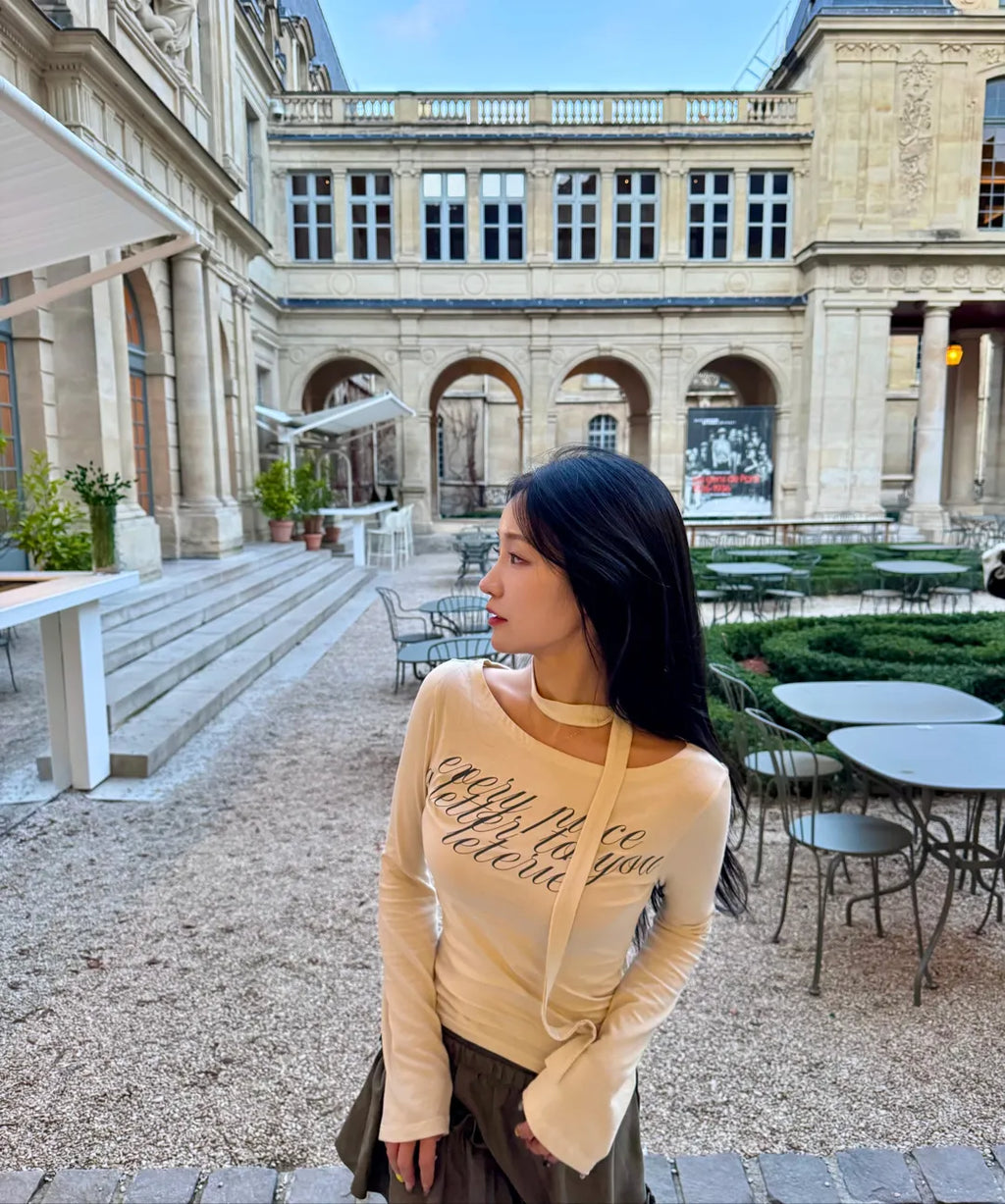 LETERIE LETTERING OFF-SHOULDER TIE LONG SLEEVE_IVORY