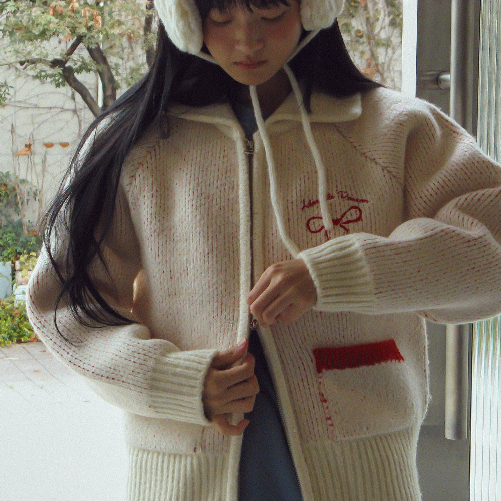 RONRON BACK HEART RIBBON COWICHAN KNIT ZIP UP / IVORY RED