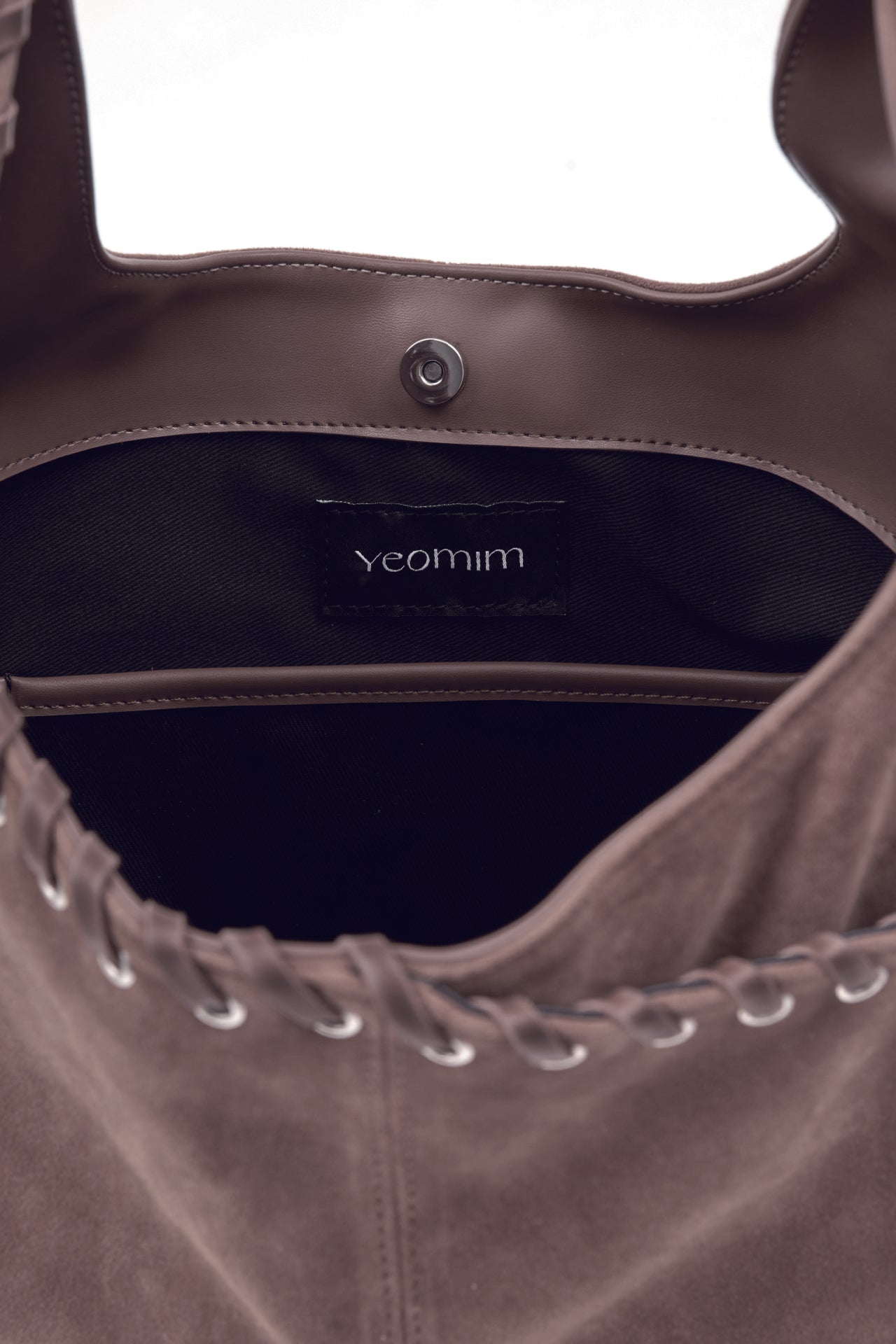 YEOMIM medium slash hobo bag (suede taupe)