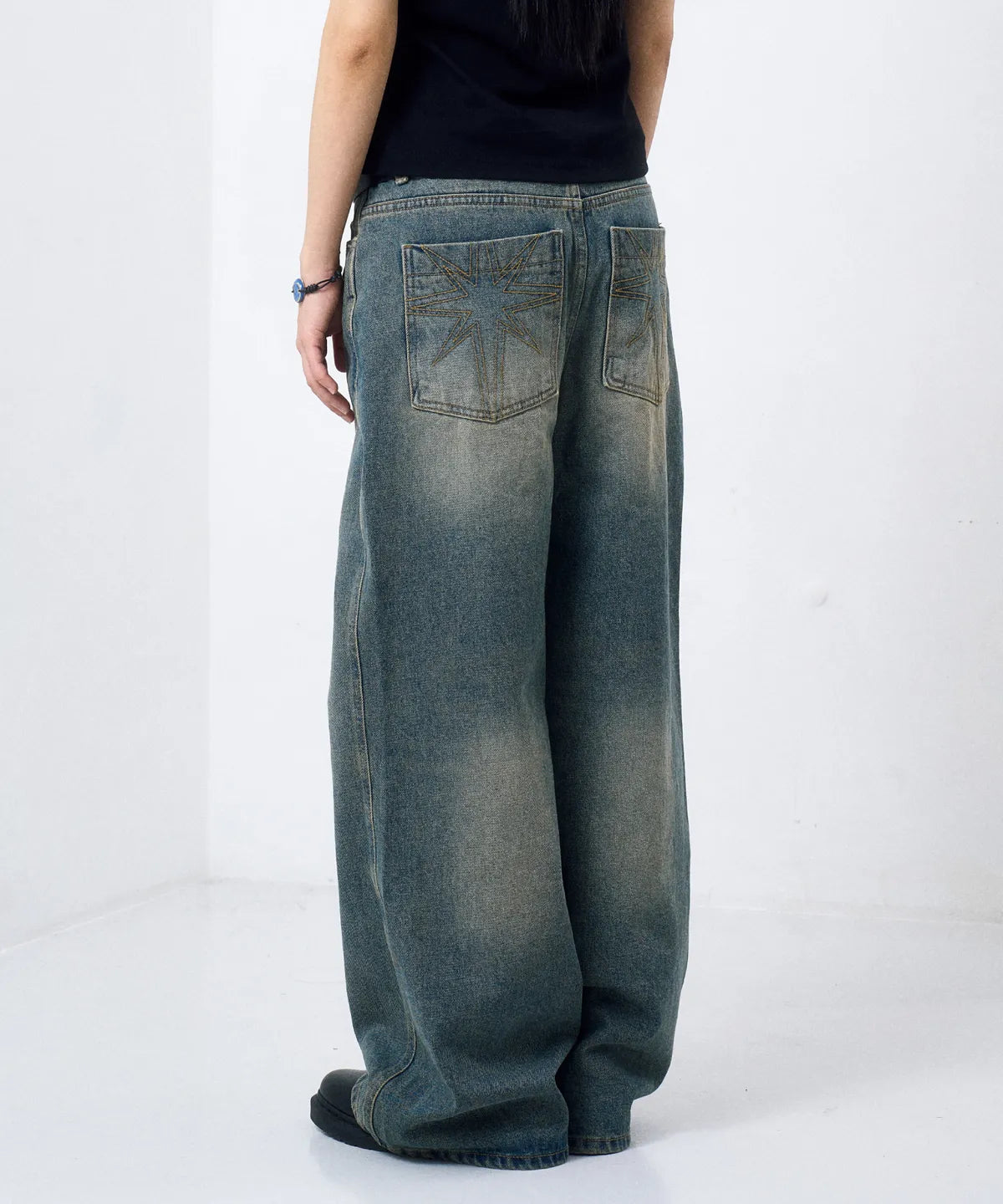 Needlework Denim Pants (Sand Blue)