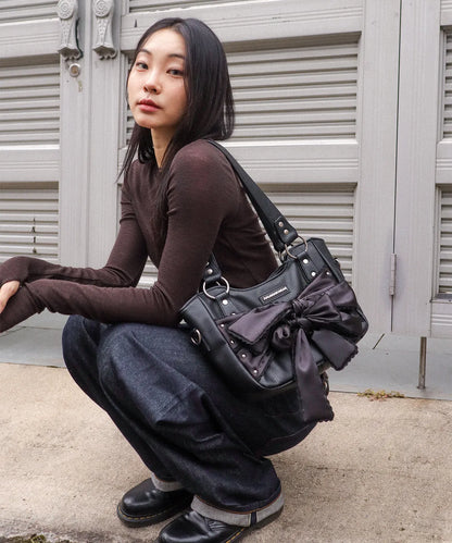 Laced Ribbon Leather Shoulder Bag (Black)