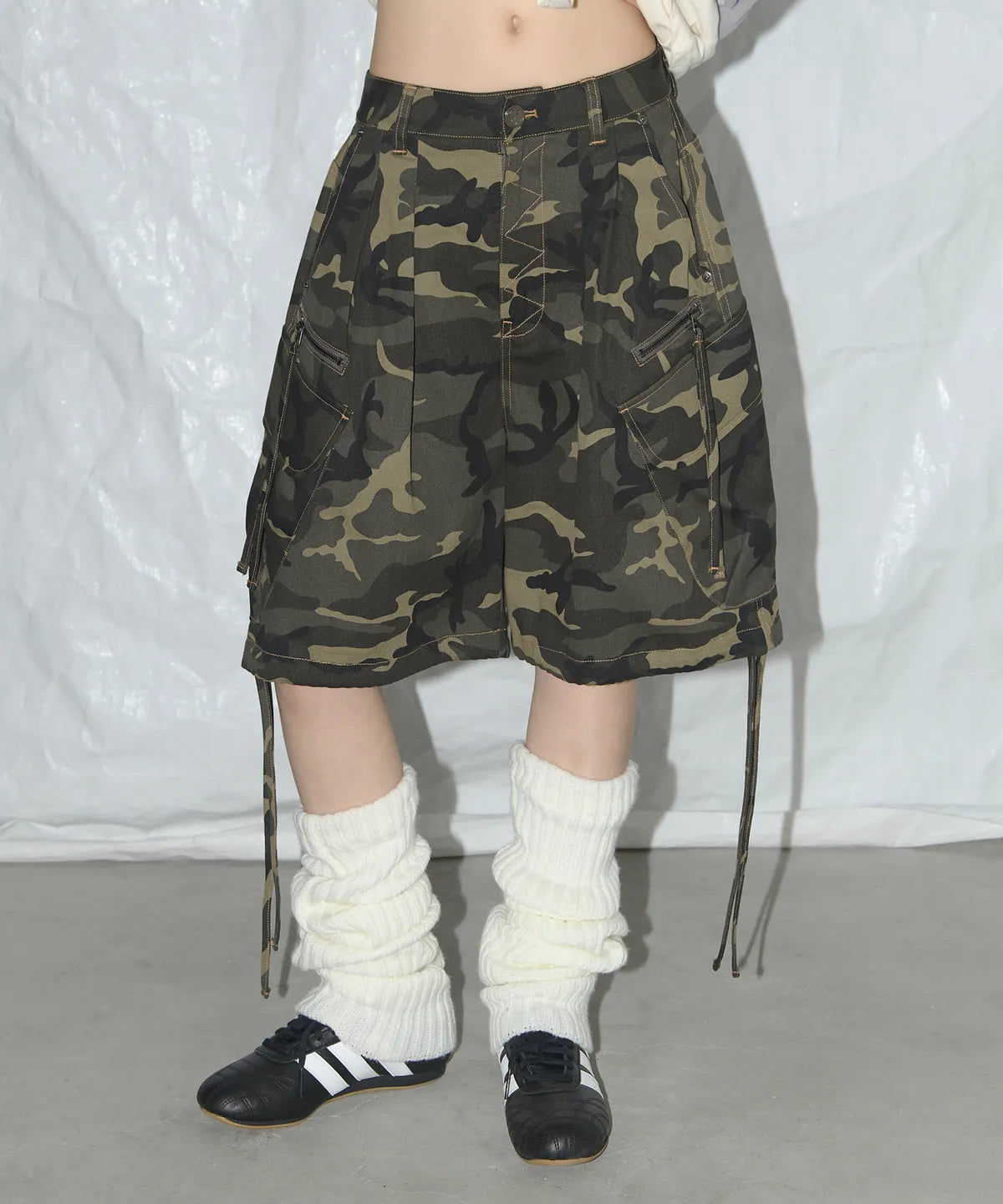 NASTY FANCY CLUB CARGO LETTERING BERMUDA PANTS / KHAKI CAMO