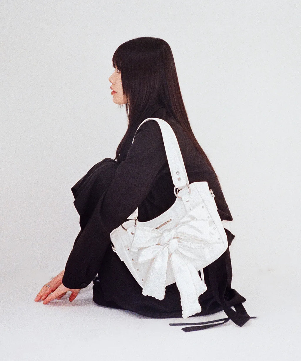 Laced Ribbon Leather Shoulder Bag (White)
